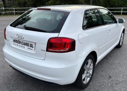 
										Audi A3 Advanced 1.6 TDI 105 C.V. full									