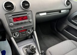 
										Audi A3 Advanced 1.6 TDI 105 C.V. full									