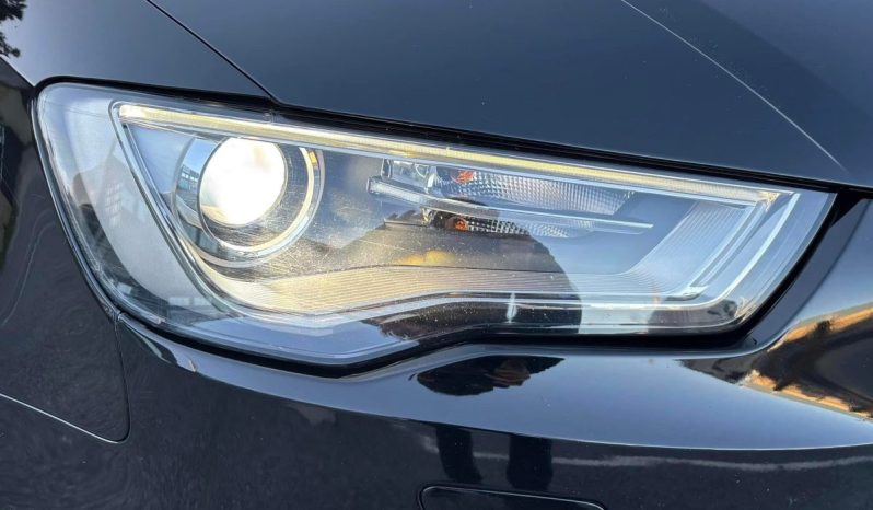 
								Audi A3 Sedan S-Line 2.0 TDI 150 C.V. full									