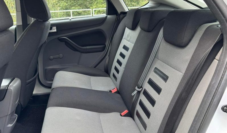
								Ford Focus Trend 1.6 TDCI 109 C.V. full									