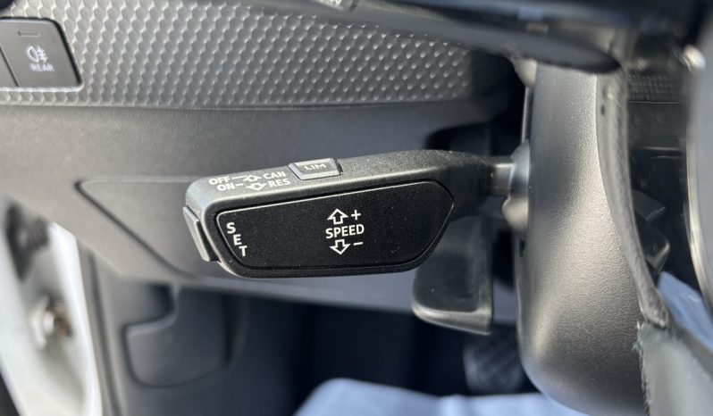 
								Audi A1 Sportback Adrenalin 25 TFSI 95 C.V. full									