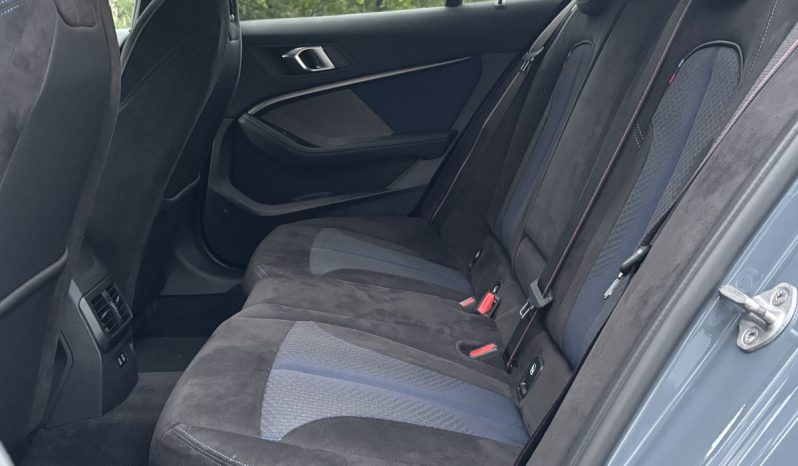
								BMW Serie1 M135i XDrive full									