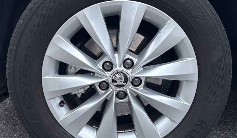 
								Skoda Kamiq Emotion 1.0 TSI 95 C.V. full									