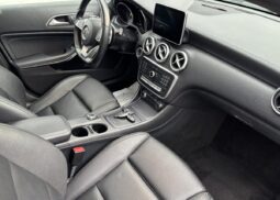 
										Mercedes-Benz A220D AMG 7G-DCT full									