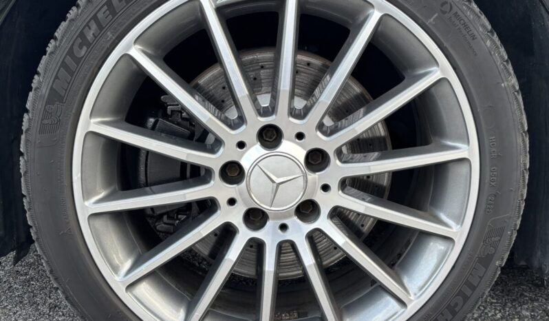 
								Mercedes-Benz A220D AMG 7G-DCT full									