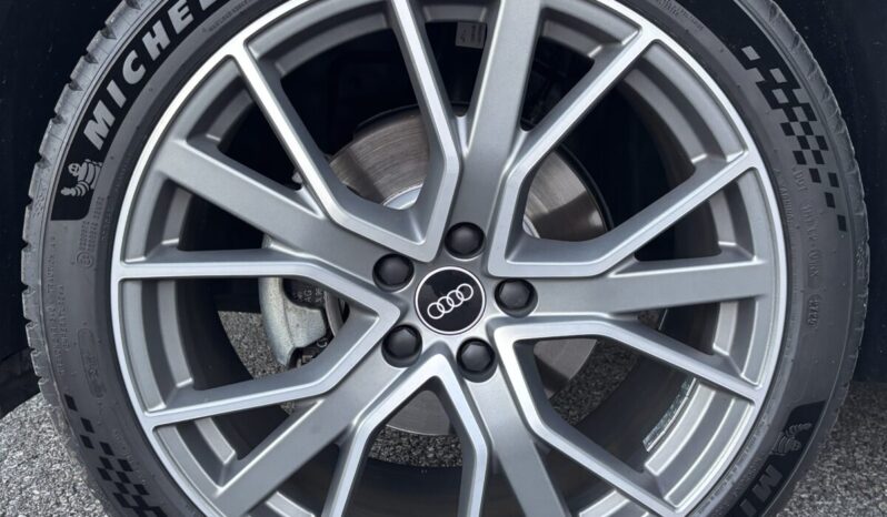 
								Audi Q3 Sportback Black Line 35 TDI 150 C.V. S-Tronic full									