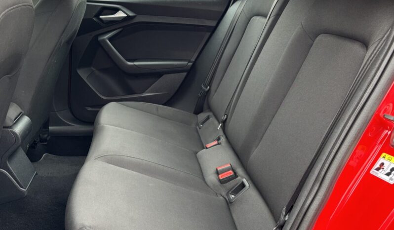 
								Audi A1 Sportback S-Line 30 TFSI 116 C.V. full									