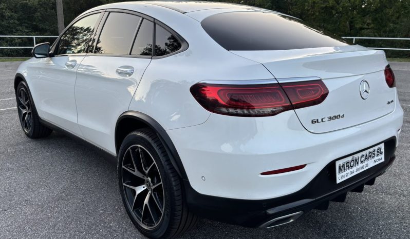 
								Mercedes-Benz GLC Coupe 300D 4Matic Pack AMG full									