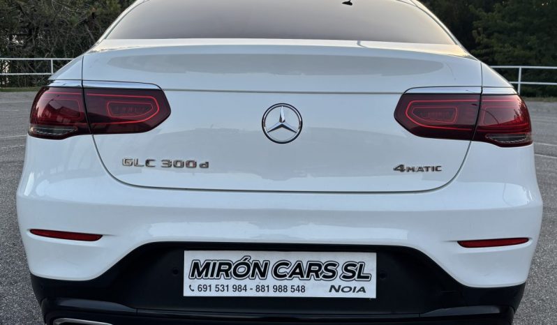 
								Mercedes-Benz GLC Coupe 300D 4Matic Pack AMG full									