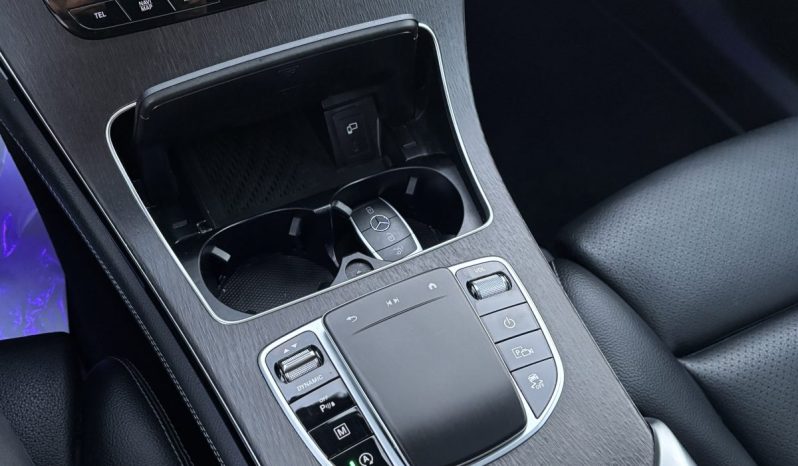 
								Mercedes-Benz GLC Coupe 300D 4Matic Pack AMG full									