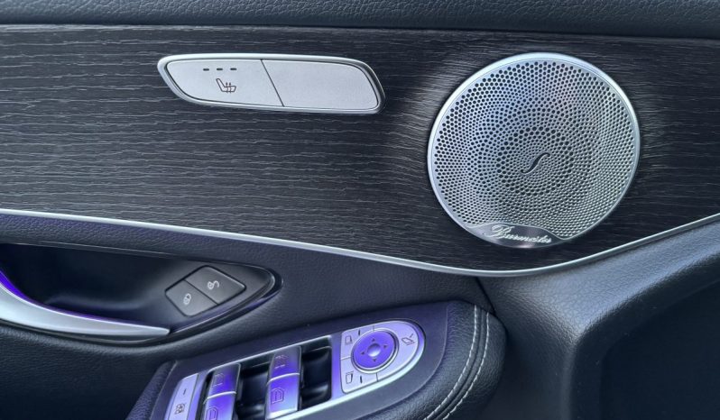 
								Mercedes-Benz GLC Coupe 300D 4Matic Pack AMG full									