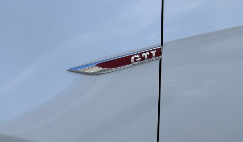 
								Volkswagen Golf VII GTI CLUBSPORT 2.0 TSI 265 C.V. DSG. full									