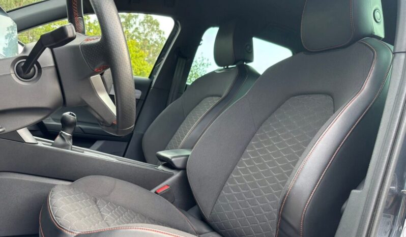 
								Seat León FR 1.5 TSI 150 C.V. full									
