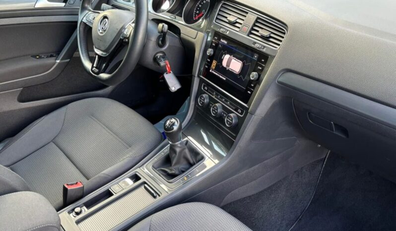 
								Volkswagen Golf 7.5 Advance 1.0 TSI 115 C.V. full									
