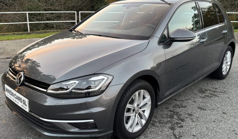 
								Volkswagen Golf 7.5 Advance 1.6 TDI 116 C.V. full									