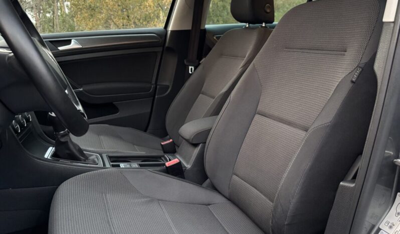 
								Volkswagen Golf 7.5 Advance 1.6 TDI 116 C.V. full									