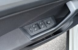 
										Volkswagen T-Roc Life 1.0 TSI 110 C.V. full									