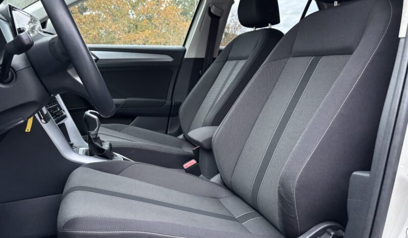 
								Volkswagen T-Roc Life 1.0 TSI 110 C.V. full									