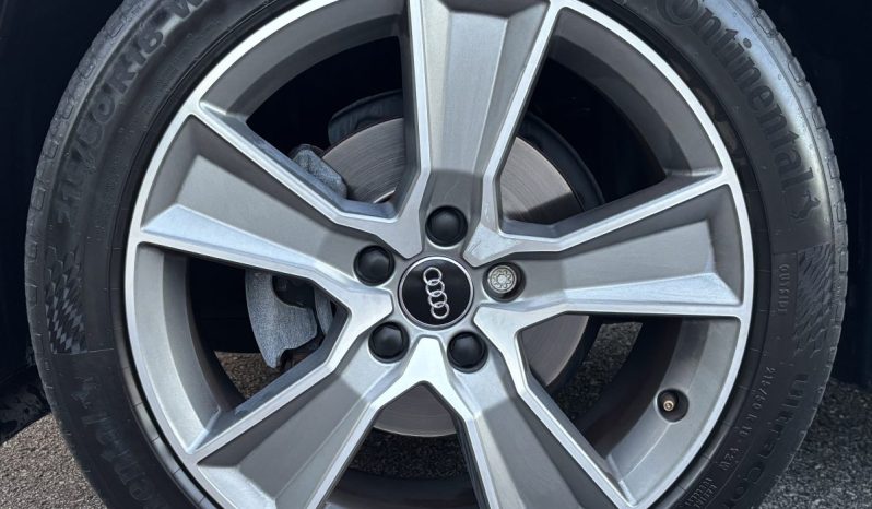 
								Audi Q2 Design 30 TFSI 116 C.V. full									