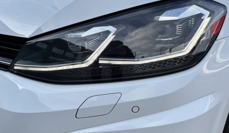 
								Volkswagen Golf 7.5 R 2.0 TSI 310 C.V. 4 Motion. DSG. full									
