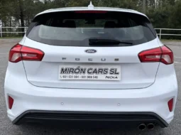 
										Ford Focus ST-LINE 1.5 Ecoblue 120 C.V. full									